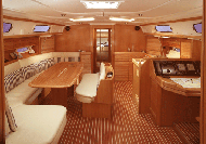 5 kajutov 11 nebo 12 mstn verze luxusn plachetnice Bavaria 50 Cruiser